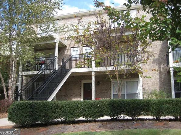 490 Barnett Shoals Rd APT 820, Athens, GA 30605