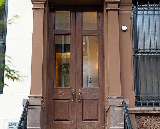 5th image of 23 W 94th St
