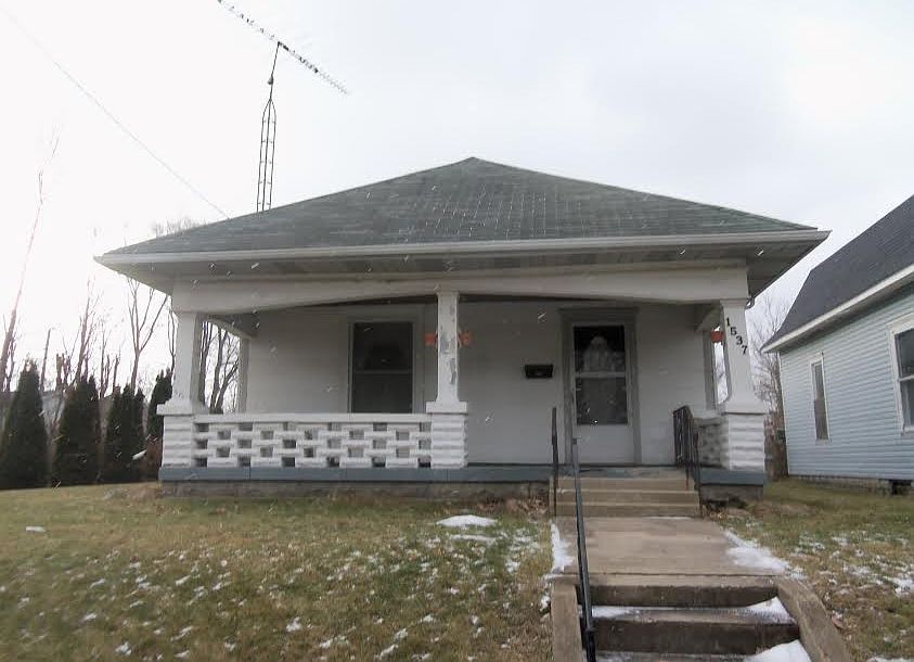 1st image of 1537 A Ave