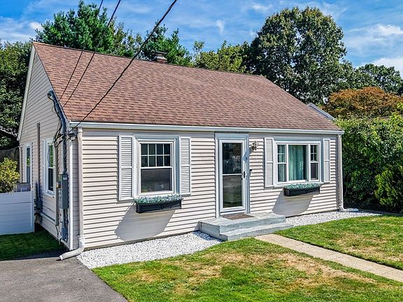 2nd image of 9 Westdale Ave