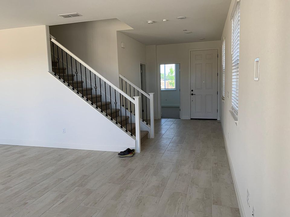 1st image of 5056 Ashbrook St