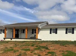 2052 W Highway 635, Science Hill, KY 42553