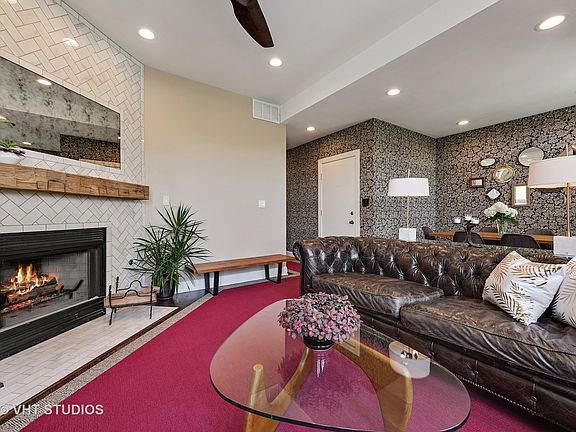 5th image of 1060 W Lawrence Ave APT 3W