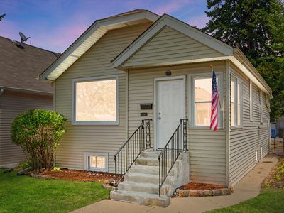 2431 N New England Ave, Chicago, IL, 60707