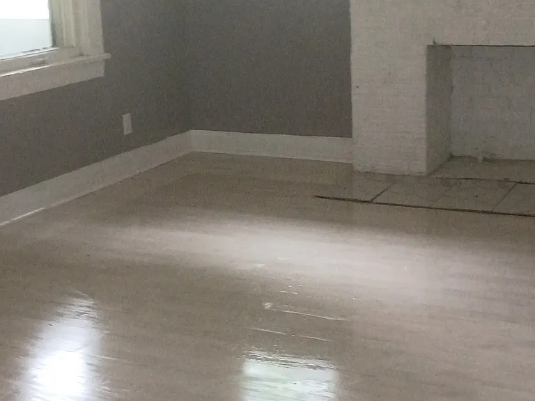 206 Prospect St — Photo 2