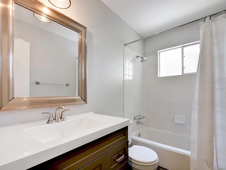 6307 Smith Oak Trl — Photo 21