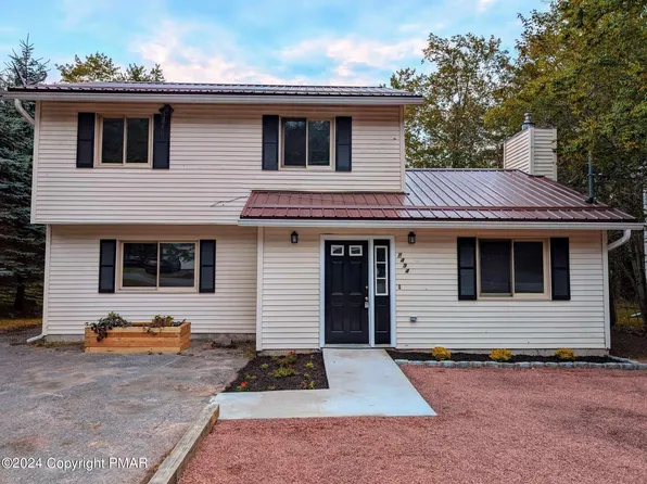 8407 Porcupine Dr, Tobyhanna, PA 18466