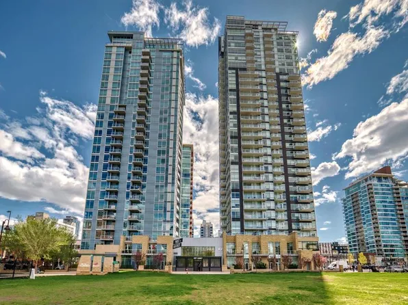 215 S 13th Ave SW #1401, Calgary, AB T2R 0V6