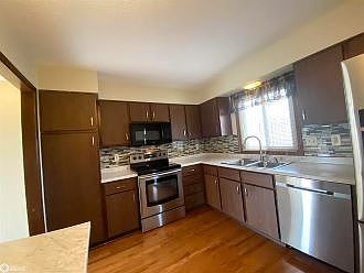 3rd image of 1201 Fairway Dr APT 1