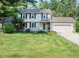 2 Millstone Rd, Windham, NH 03087