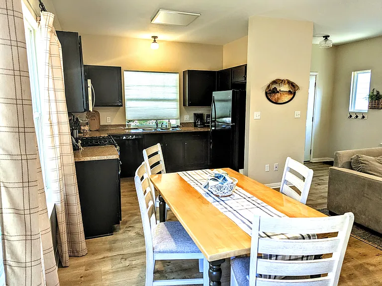 Fort Griffin Dr — Photo 11