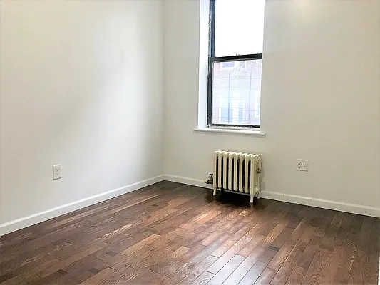 Rented by Lang Realty LLC | media 21