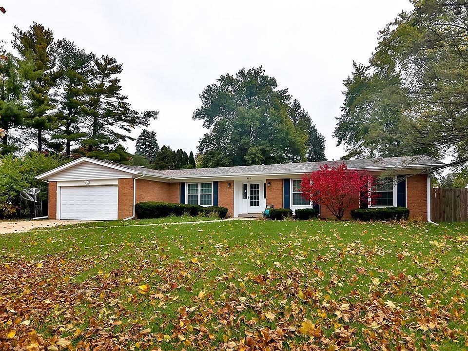 1st image of 5974 Clarendon Dr