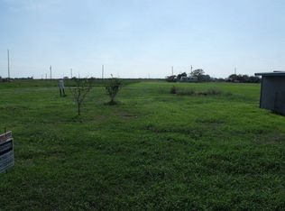 70 Waterfront Aly, PORT LAVACA, TX 77979