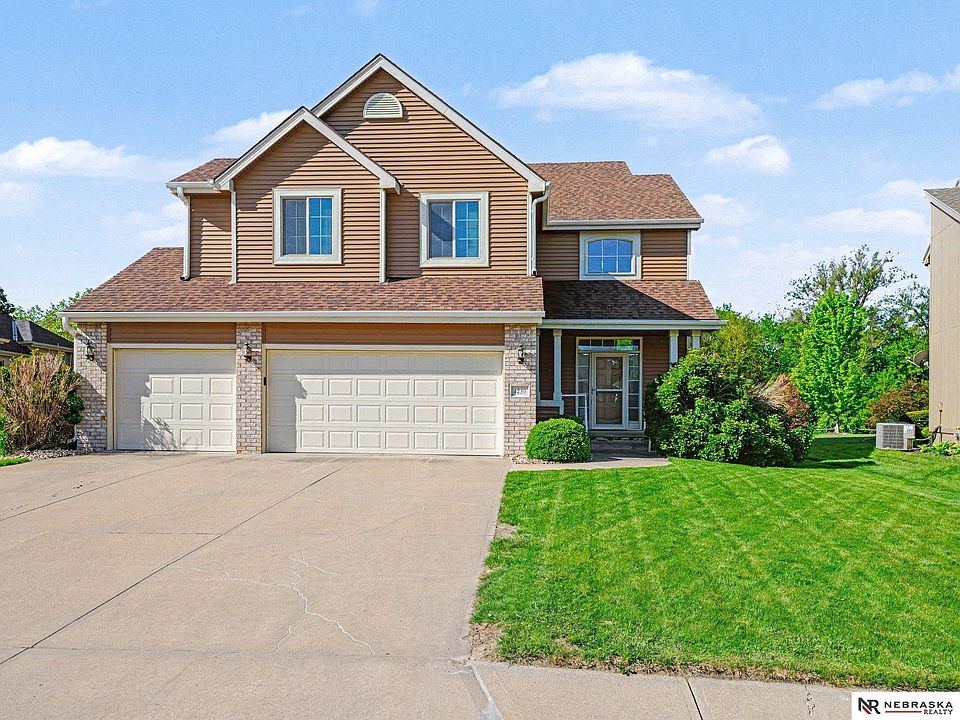 1st image of 4230 N Branch Dr