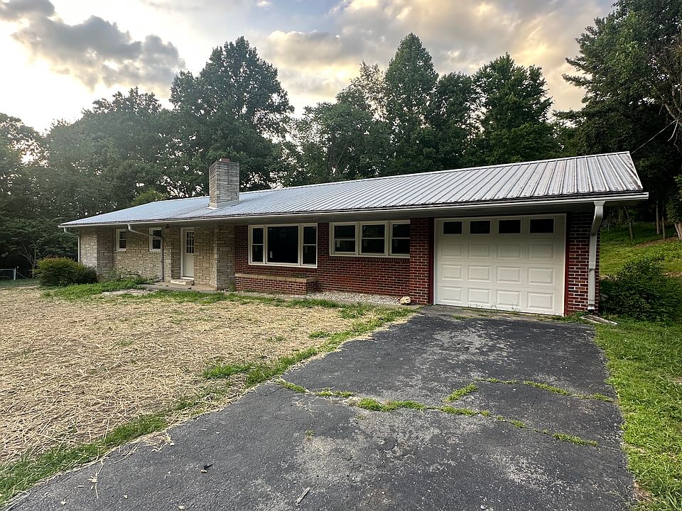 1st image of 330 Pine Forest Ln