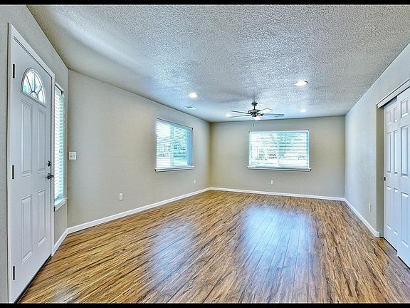 5th image of 1025 Celtic Cir #A/b