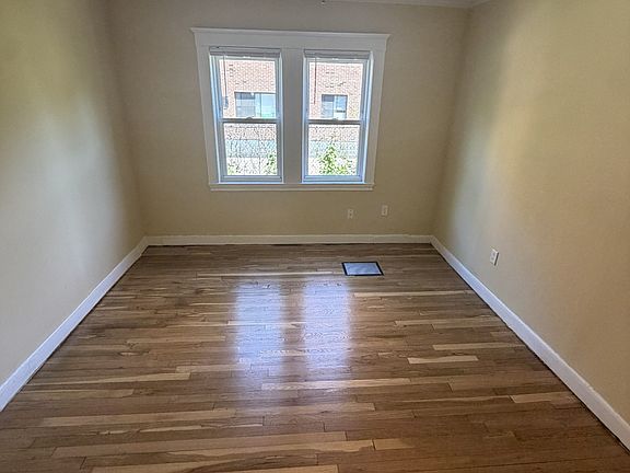 5th image of 265 Hyde Park Ave #1