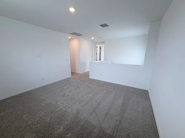 24172 W Raymond St — Photo 34