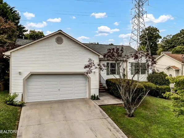 4512 Castleman Ln, Knoxville, TN 37921