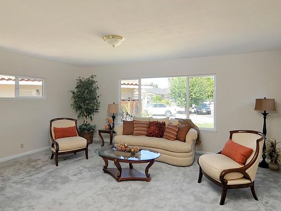 2nd image of 749 Cahalan Ct