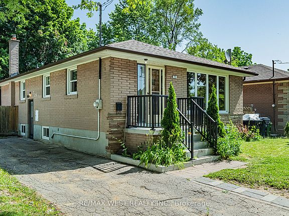2nd image of 11 Melchior Dr