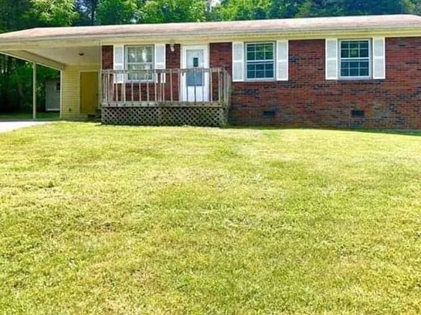 153 Lincoln Dr, Harrogate, TN 37752
