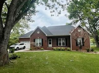 708 Early Ln, Cookeville, TN 38501