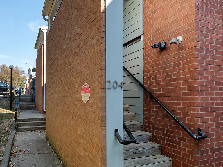 2745 Grinstead Dr #204 — Photo 4