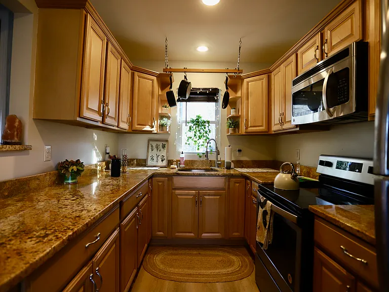 Sterling Pl — Photo 35