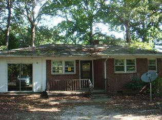 101 Bridges Ave, Taylors, SC 29687