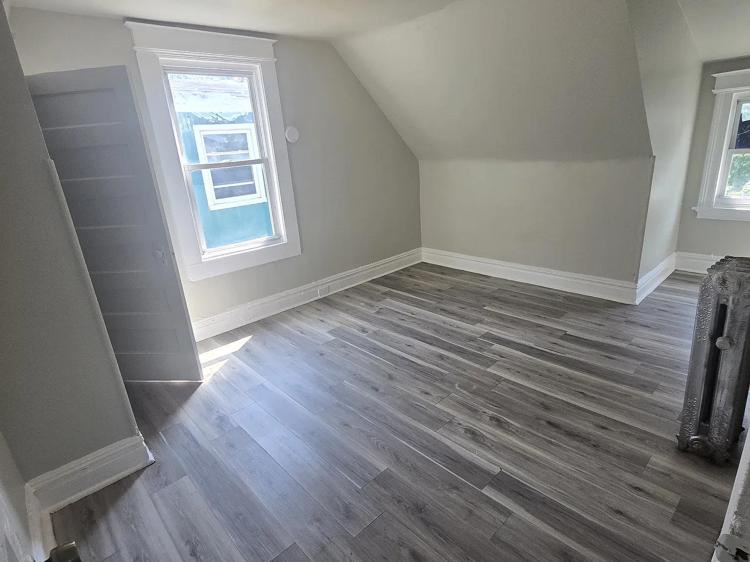 4 bed, $2,900 — Photo 4