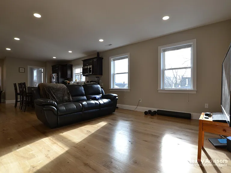 47 Francis St #3 — Photo 13