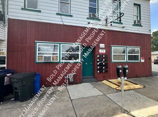 229 N 8th St #1D, Lebanon, PA 17046
