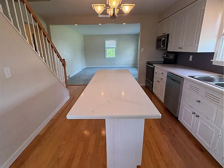 122 Browns Hill Rd — Photo 7