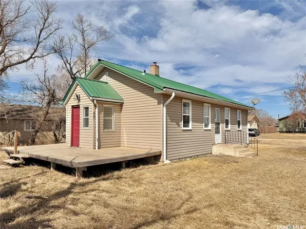 401 Park AVENUE, Outlook, SK S0L 2N0