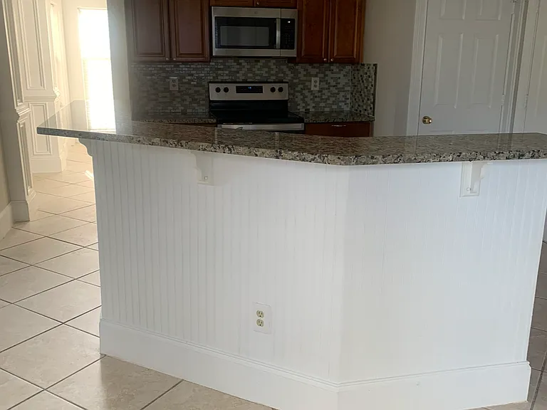 3375 Saint James Pl — Photo 19