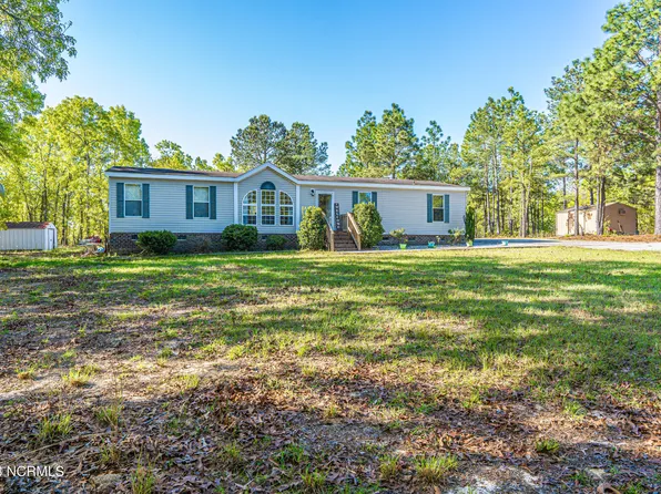 176 Willow Pond Drive, Hamlet, NC 28345