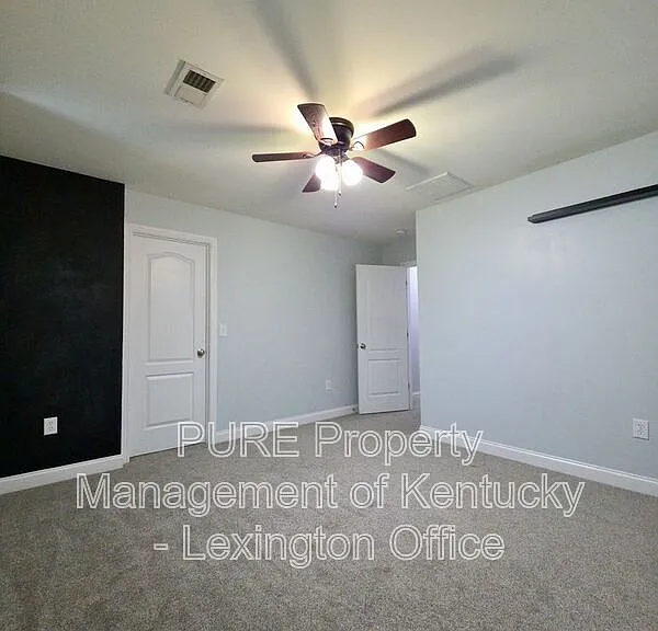 106 Ballard Ct — Photo 26