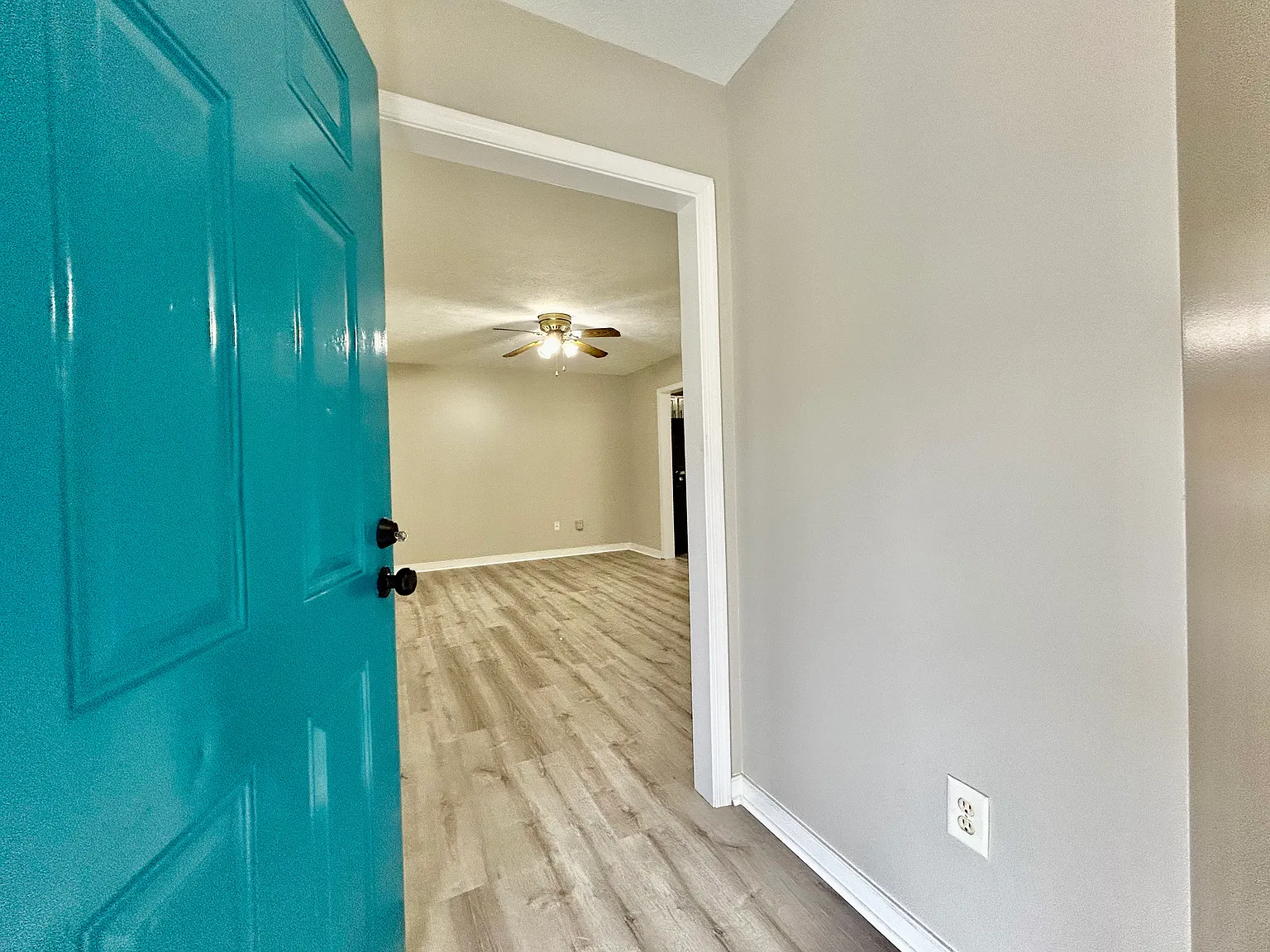 3 bed, 1424 sqft, $2,200 — Photo 4
