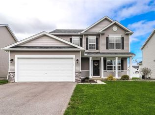 73 Rockdale Trl, Rochester, NY 14612