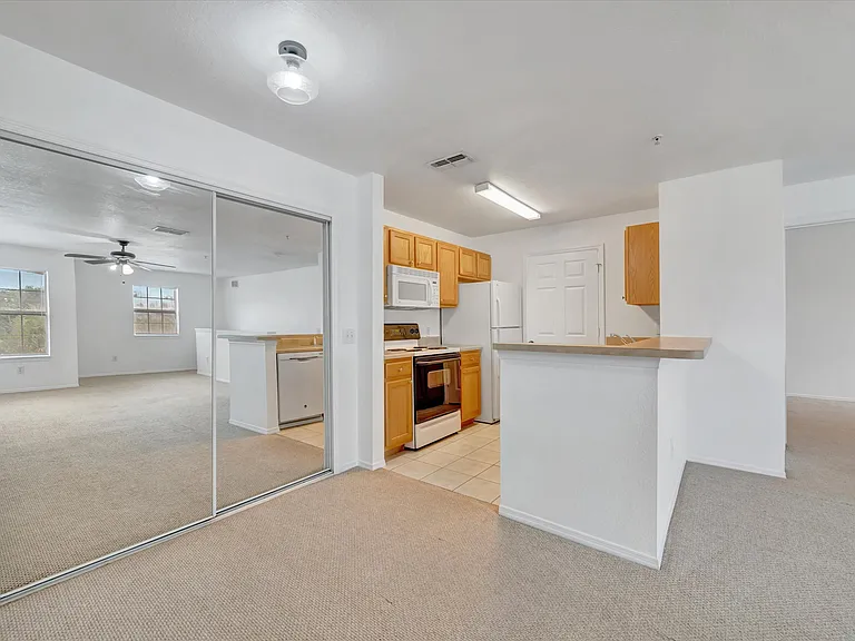 4850 51st St W #3205 — Photo 29