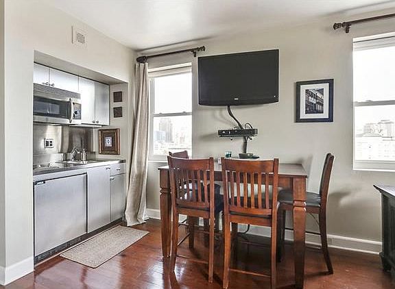 5th image of 1205 St Charles Ave APT 1007