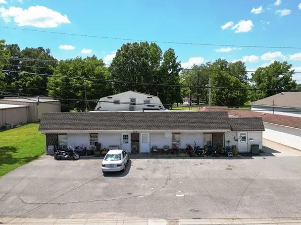 318 Main St, Benton, KY 42025