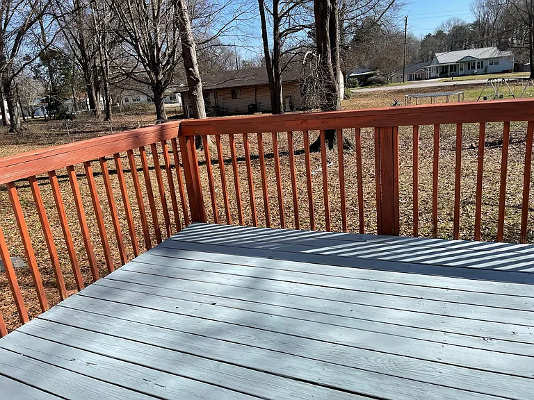3501 Woodview Dr — Photo 7