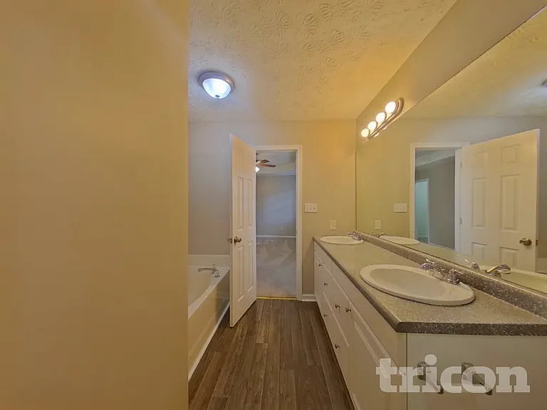355 Mary Alice Dr — Photo 8