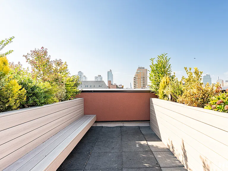 228 N 7th St #203 — Photo 12