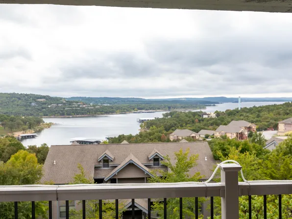 8 Treehouse Ln APT 3, Branson, MO 65616