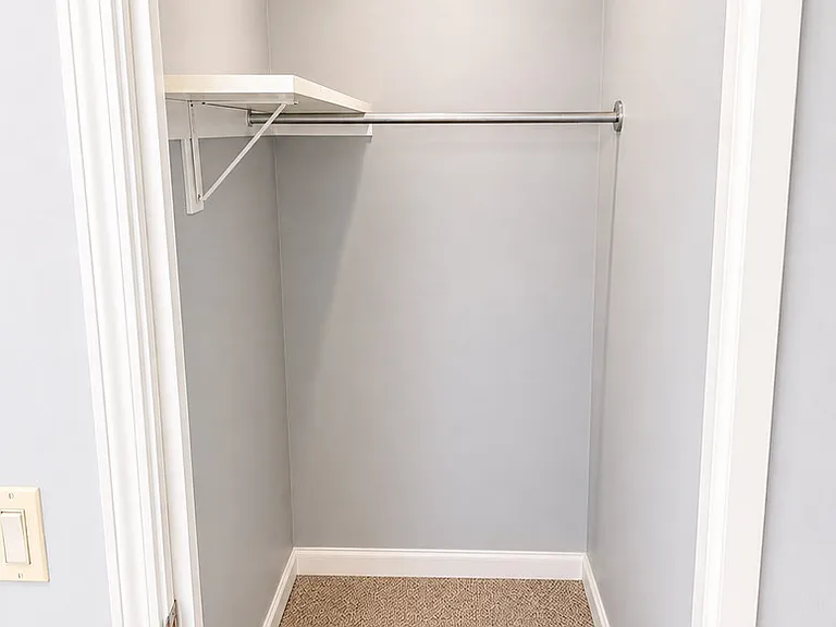 655 W Irving Park Rd #3807 — Photo 12