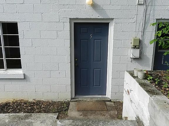 5th image of 1412 Armstrong Ave APT 5